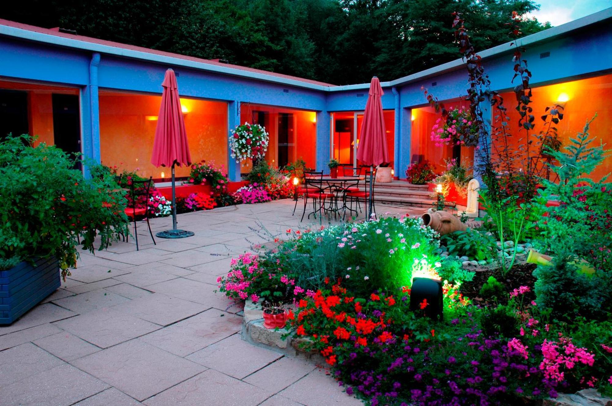 Logis Hôtel Atrium Épinal Exterior foto
