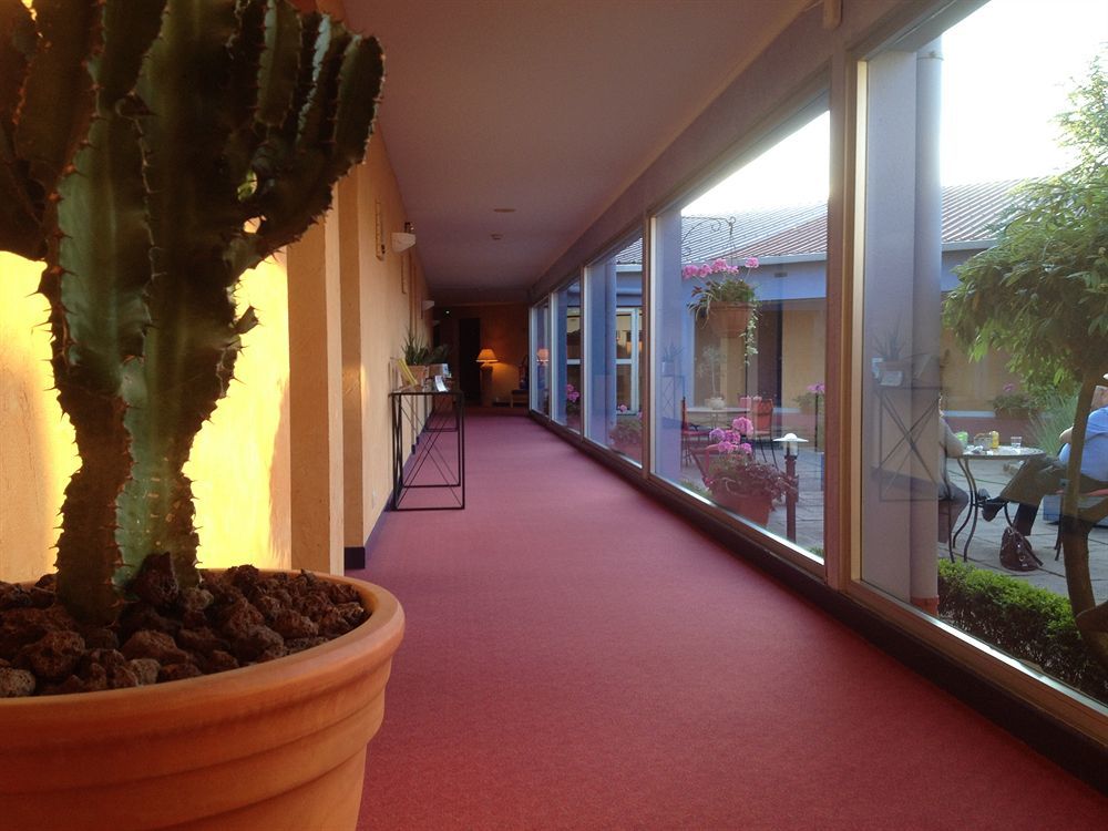 Logis Hôtel Atrium Épinal Exterior foto