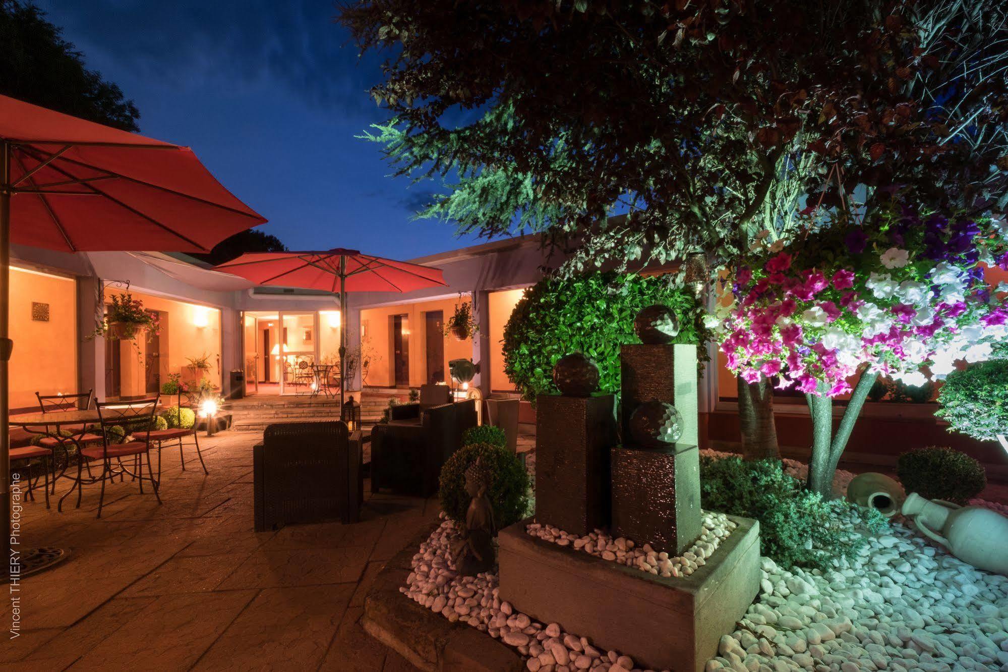 Logis Hôtel Atrium Épinal Exterior foto
